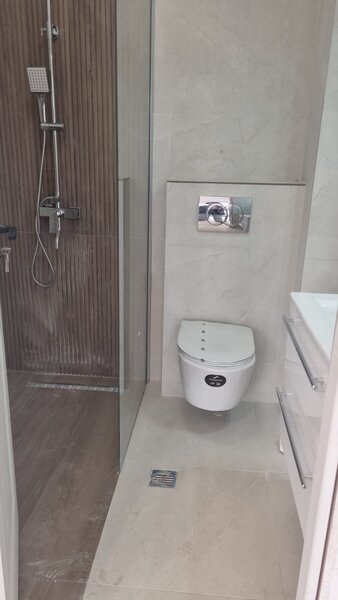 Universitate, Ion Campineanu stradal,